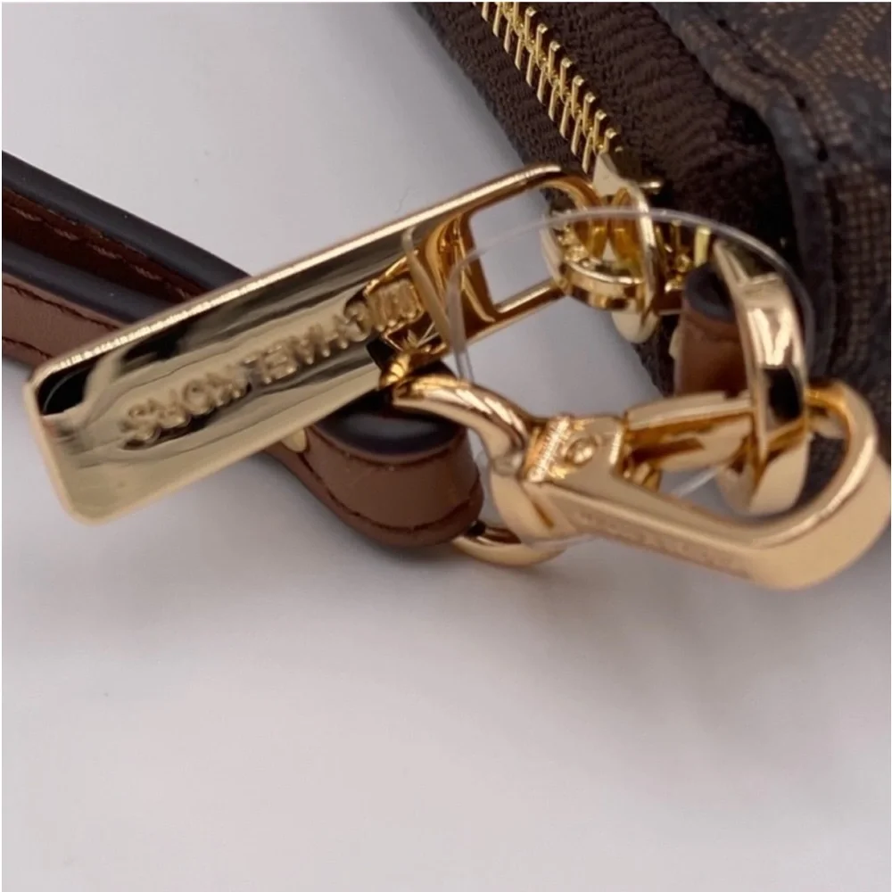 Michael Kors Large Continental Wallet Wristlet